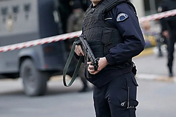Adıyaman'da taşlı ve sopalı kavga: 2 yaralı