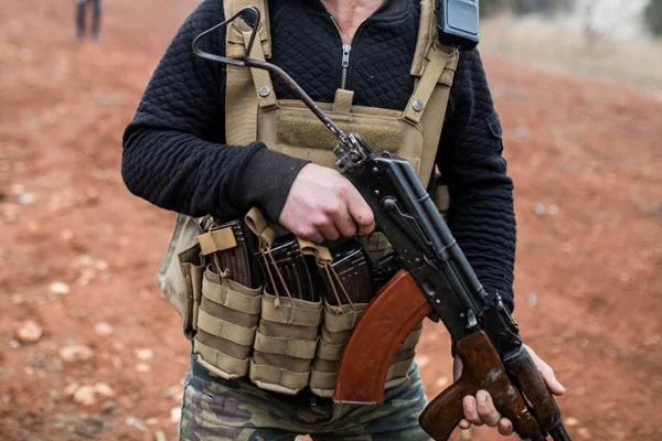 Afrin'de ÖSO aracına saldırı