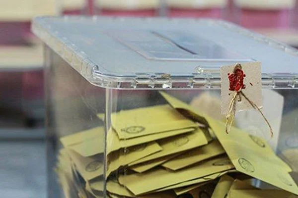 AK Parti'den seçim açıklaması