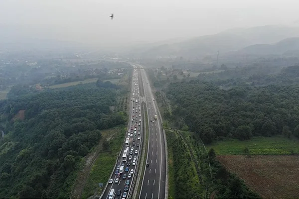 Anadolu Otoyolu'nda bayram yoğunluğu
