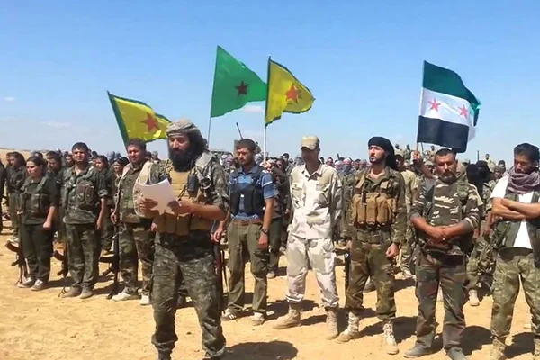 Ankara'dan, ABD'ye yalanlama: YPG ile görüşme yok