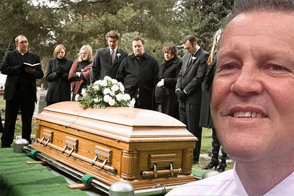 Avustralyalı Edgar'ın ilginç mesleği: Ölülerin son mesajlarını okumak!