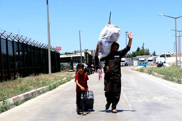 Bayramı ülkesinde geçiren 6 bin 500 Suriyeli Türkiye'ye döndü