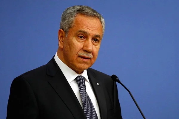 Bülent Arınç'tan İstanbul seçimi açıklaması