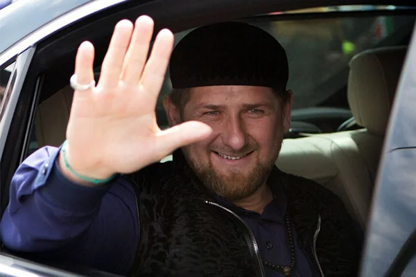 Çeçen lider Kadirov'un konutuna silahlı saldırı!
