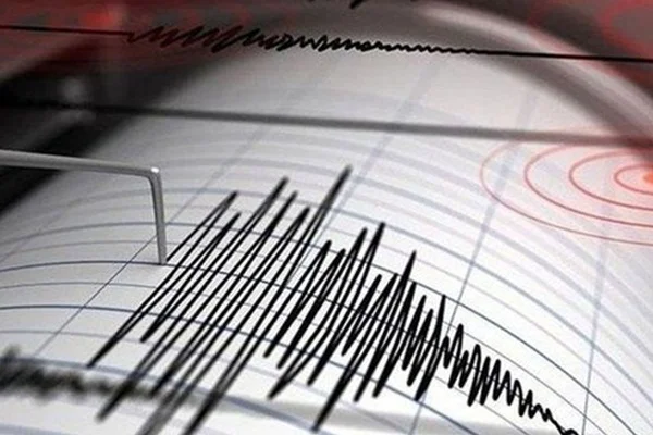 Çin'de 6 şiddetinde deprem