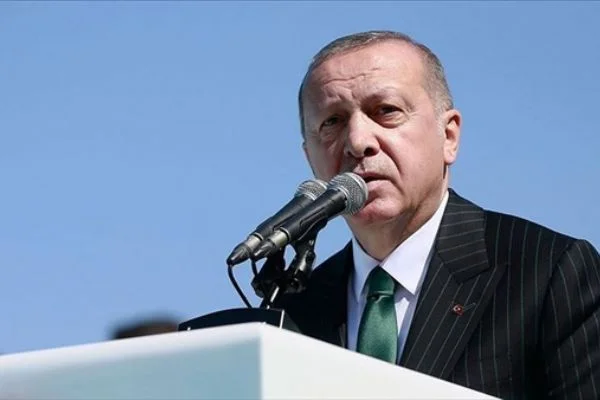 Cumhurbaşkanı Erdoğan: Mursi'nin hayatını kaybetmesini seyreden insanlığı kınıyorum