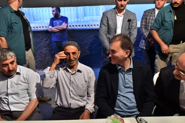 Cumhurbaşkanı Erdoğan şehit babasıyla telefonda görüştü