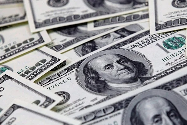 Dolar son 1,5 ayın en düşük seviyesinde