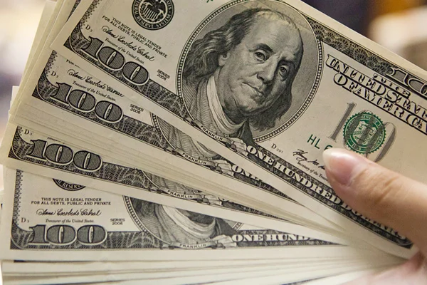 Dolar/TL, 5,8230 seviyesinde işlem görüyor