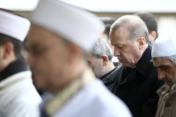 Erdoğan açıkladı: Mursi için gıyabi cenaze namazı kılacağız