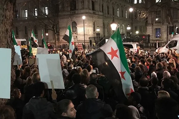 Esed rejimi, kalesi bilinen Lazkiye'de protesto edildi