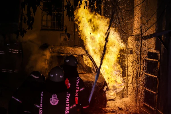 Eyüpsultan'da korkutan yangın