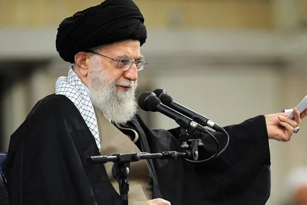 Hamaney: İran geri adım atmayacak