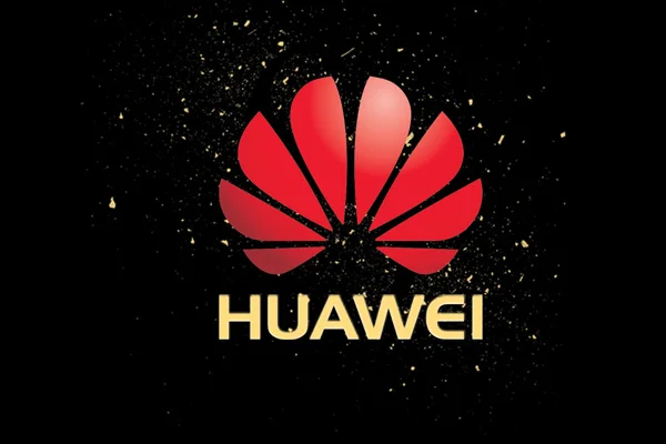 Huawei'den ABD yaptırımlarına karşı Rus işletim sistemli telefon