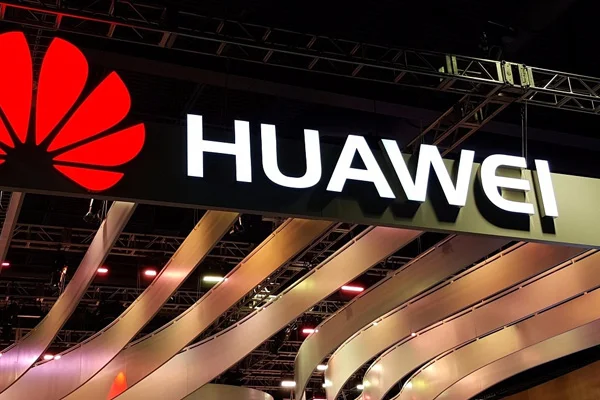 Huawei'den çift görüşlü video modu güncellemesi
