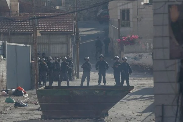 İsrail, Kudüs'te 15 Filistinliyi yaraladı