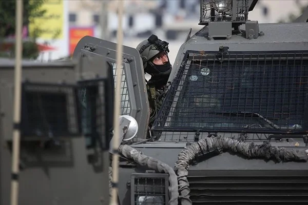 İsrail polisi, Kudüs İşleri Bakanı Fadi El-Hedmi'yi gözaltına aldı