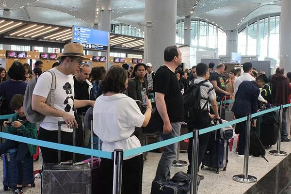 İstanbul Havalimanı'nda bayram yoğunluğu