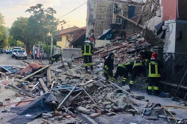 İtalya'da patlama: 3 ölü
