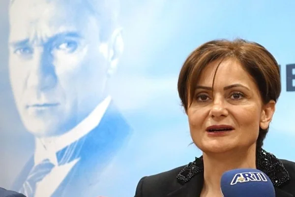 Kaftancıoğlu'ndan başörtüsü montajlı fotoğrafa yanıt