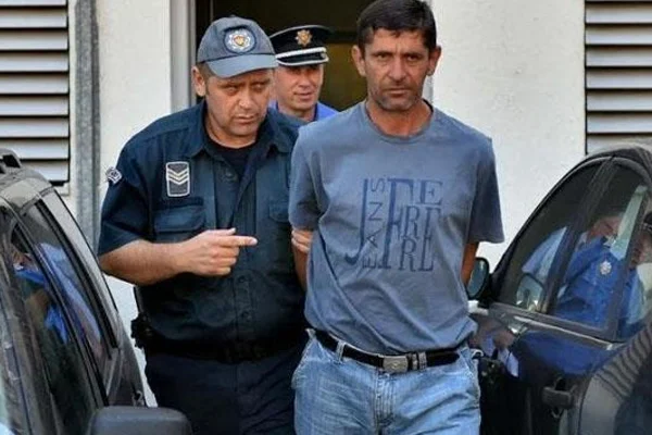 Karadağlı eski askere savaş suçundan 14 yıl hapis cezası