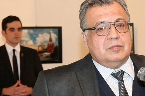 Karlov suikasti davasında tahliye kararı
