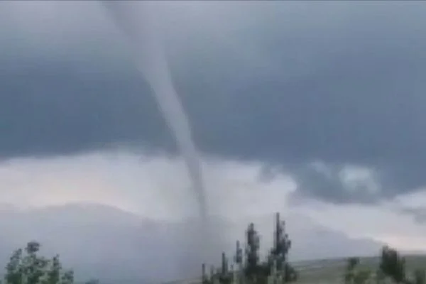 Kastamonu'da hortum tarım arazilerine zarar verdi