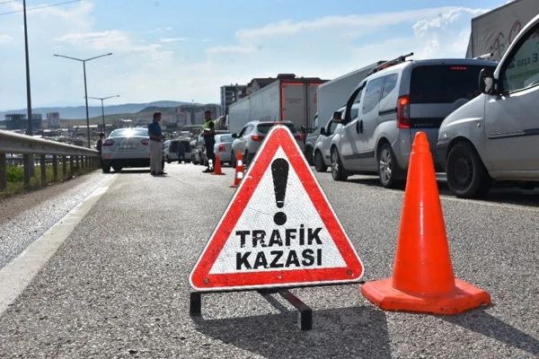 Kırıkkale'de trafik kazası: 1 ölü, 5 yaralı