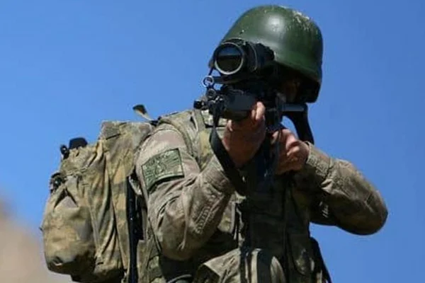 Kuzey Irak'ta 2 terörist öldürüldü