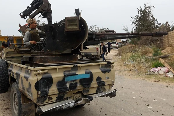 Libya'da Hafter'e ait savaş uçağı vuruldu