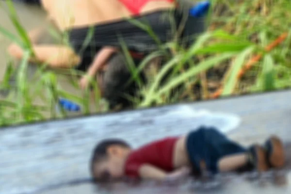 Meksika sınırında Aylan Kurdi'yi hatırlatan görüntü