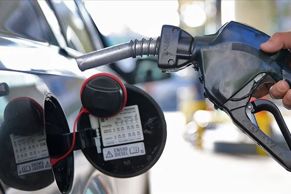 Motorine 23 kuruş zam geldi