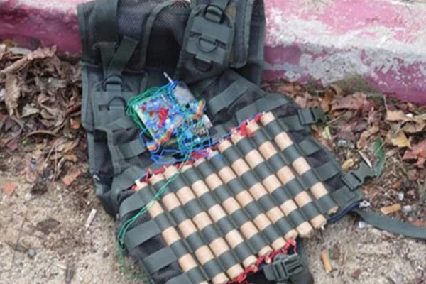PYD/PKK'ya ait canlı bomba yeleği bulundu