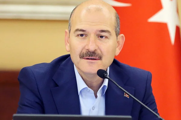 Soylu'dan Karamollaoğlu'na pasaport verilmediği iddiasına yalanma