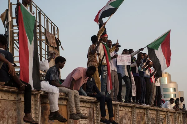 Sudan'da askeri yönetim teknokrat hükümeti istiyor