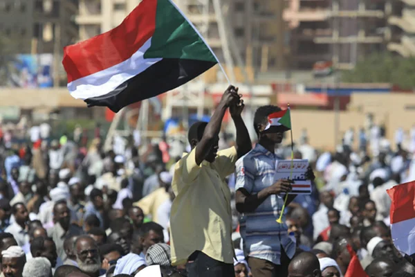 Sudan'daki Ümmet Partisi halkı sokağa çağırdı