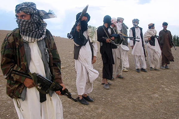 Taliban, Kandahar'da bir ilçeyi ikinci kez ele geçirdi