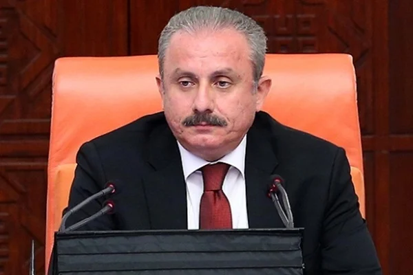 TBMM Başkanı Mustafa Şentop'tan Ekrem İmamoğlu'na tebrik telefonu