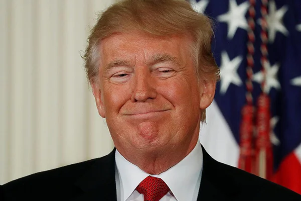 Trump, kendini 'yalanladı': İran'a saldırıya nihai onay vermedim