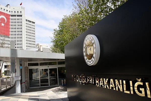 Türkiye'den Sudan'da itidal çağrısı