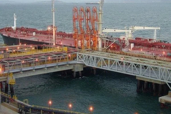 Venezuela'da petrol rafinerisinde yangın