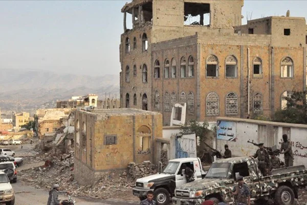'Yemen'de her iki saatte 1 anne ve 6 bebek ölüyor'