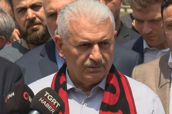 Yıldırım'dan öğrencilere karne mesajı