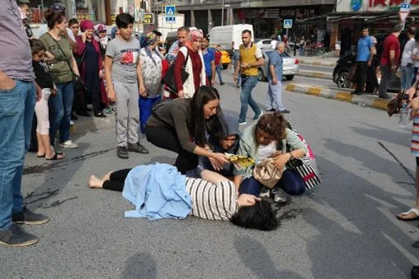 7 aylık hamile kadına kamyonet çarptı
