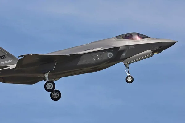 ABD'de bulunan F-35 pilotlarıyla ilgili sıcak gelişme