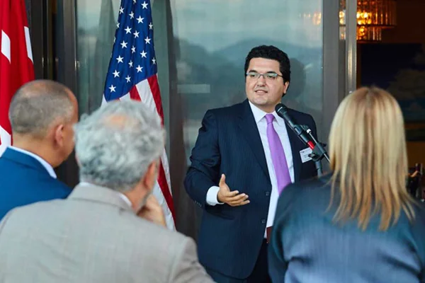 ABD Kongresi'nin Türk Adayı: Trump yüzünden siyasete girdim