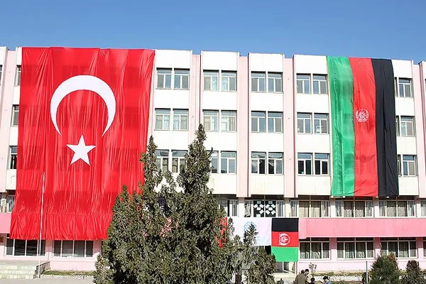 Afganistan'da FETÖ okullarının devir işlemi tamamlandı