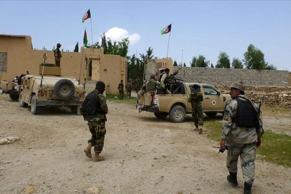 Afganistan'da hava saldırısı: Ölüler var