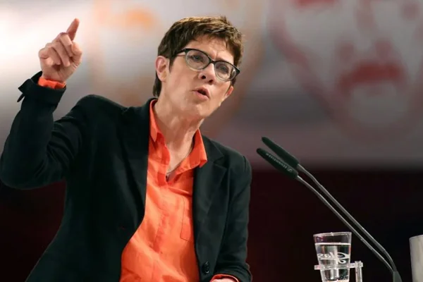 Almanya'da savunma bütçesi krizi: SPD'den yeni bakana ret